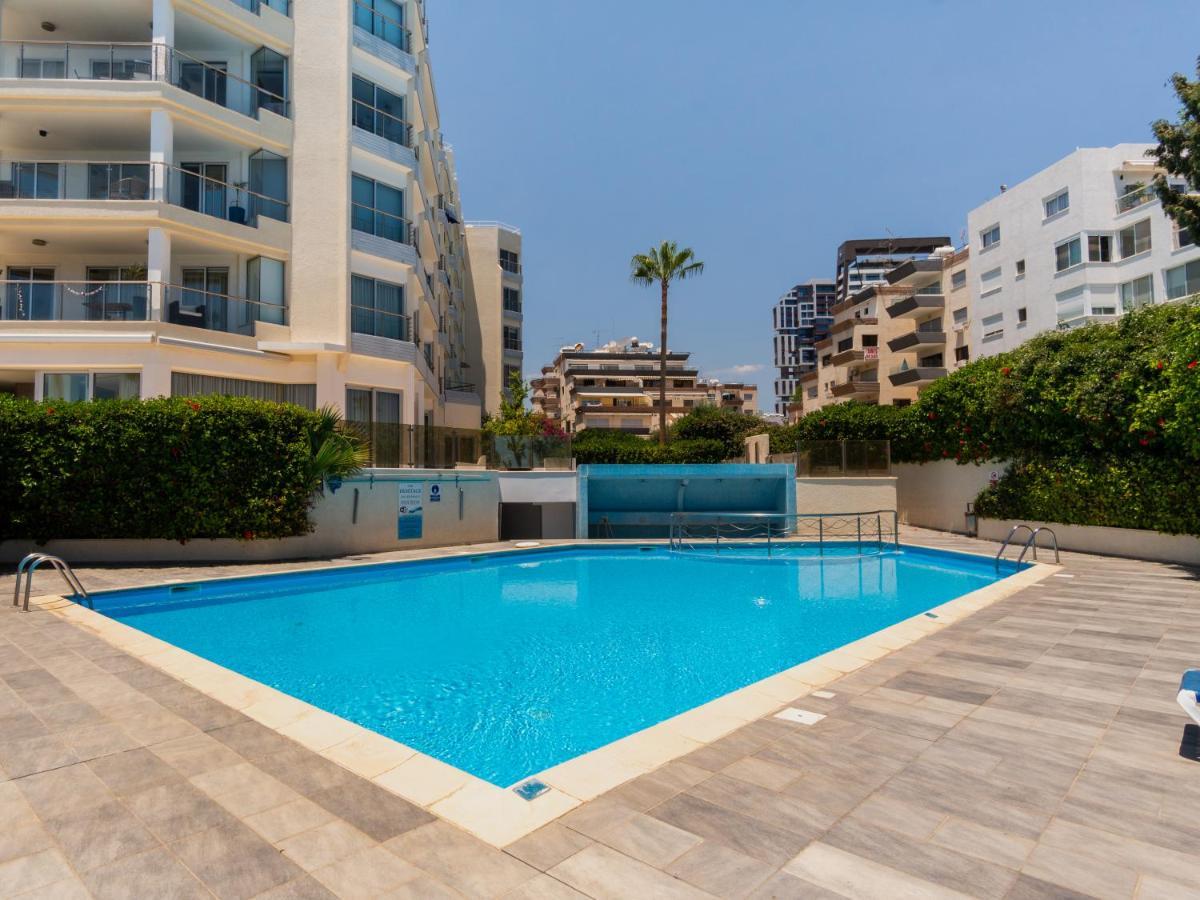 Sanders Ermitage On The Beach - Delightful 1-Bedroom Apartment With Sea View Lemesós Eksteriør bilde